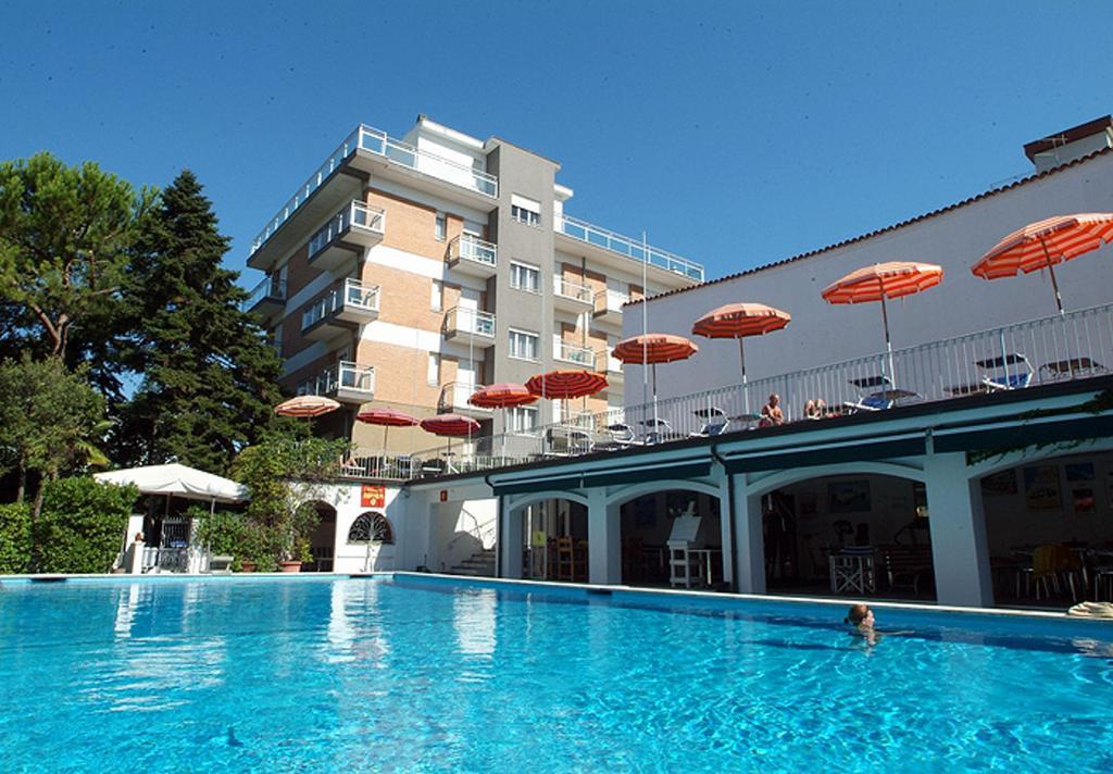 Hotel Nautic B&B Bellaria-Igea Marina Exterior photo